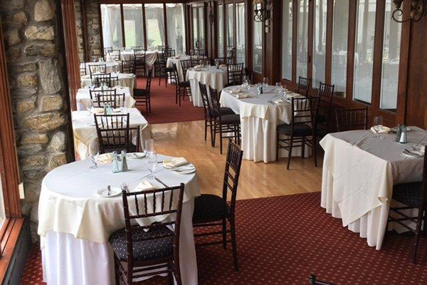 Dining Room - Lake Valhalla Club